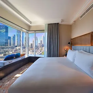 https://hilton-frankfurt-city-centre.frankfurtammainhotels.com
