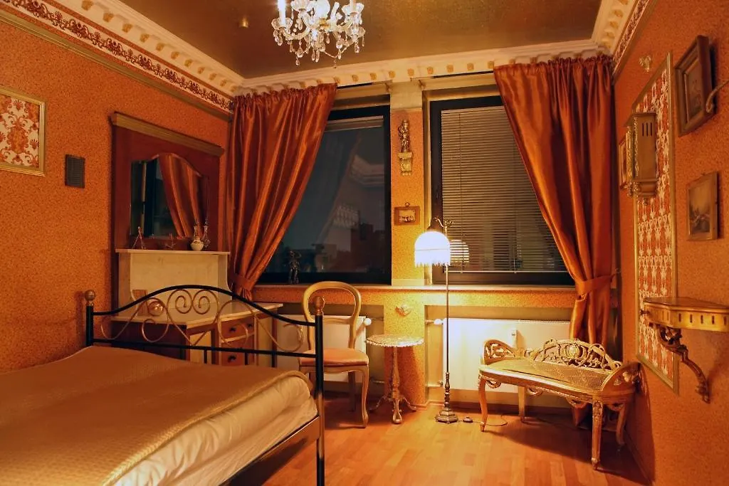Hostel Die Wohngemeinschaft Cologne 0*,