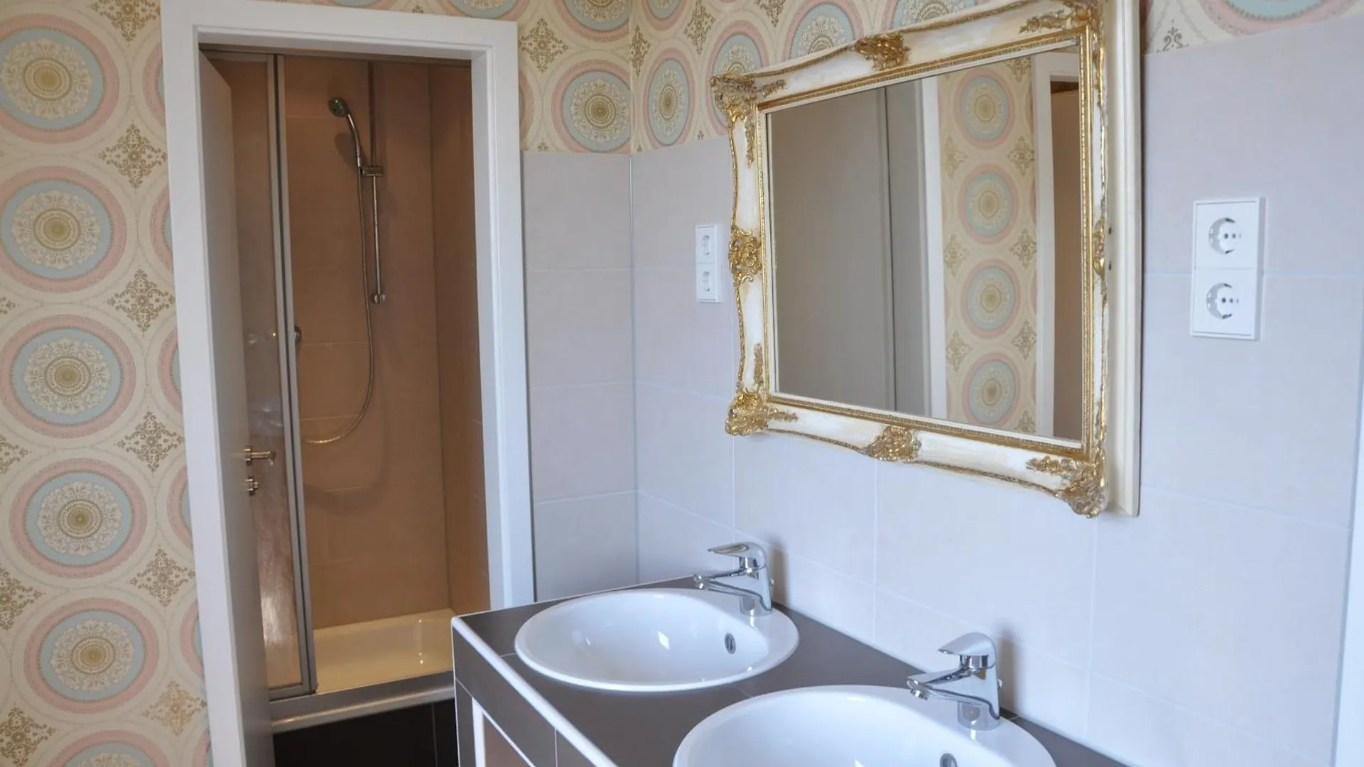 Hostel Die Wohngemeinschaft Cologne Germany